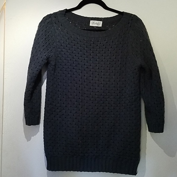 Beautiful charcoal grey sweater - Picture 4 of 5